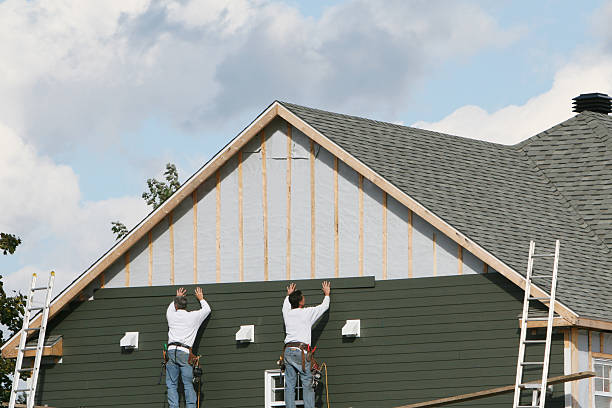 Professional Emergency Siding Repair technician working in Livermore, CO